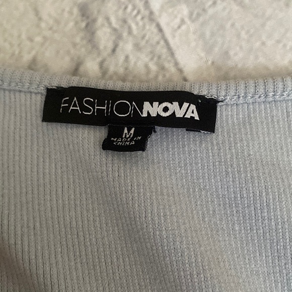 Fashion Nova • Blue “Cinch Me Down Top” 💙 - Picture 5 of 12